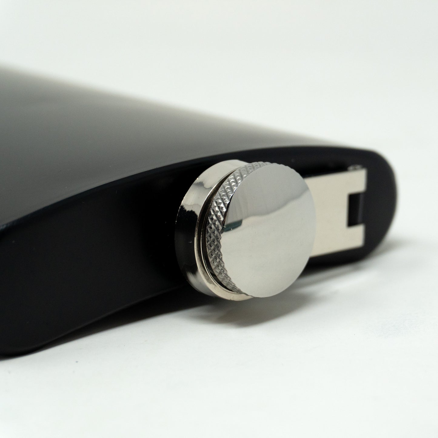 Flask - Custom Engraving